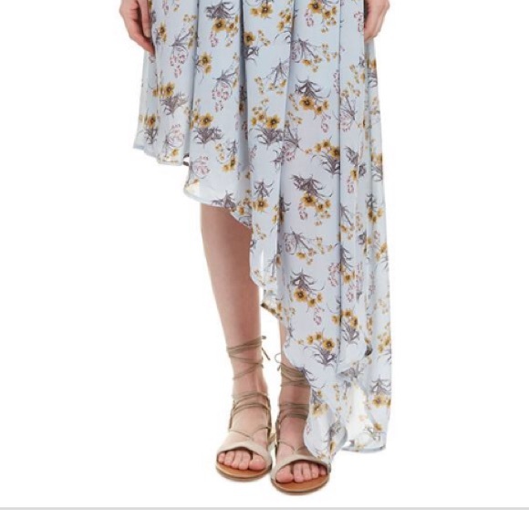 Flash Sale 💥 One Left FATE Floral Midi Dress - Picture 3 of 4